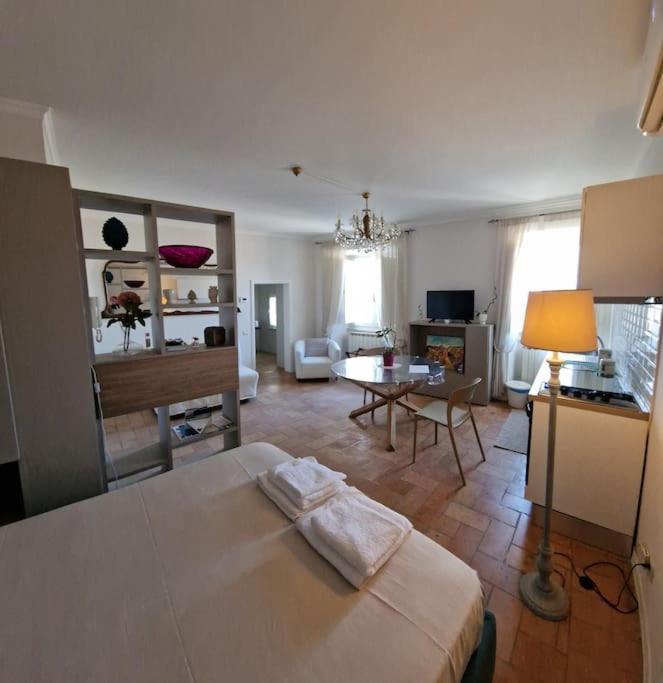 Casa Myrtifolia Apartment Тоди Екстериор снимка
